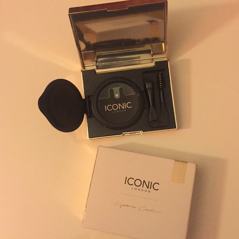 NEW ICONIC LONDON EYEBROW CUSHION SHADE MEDIUM